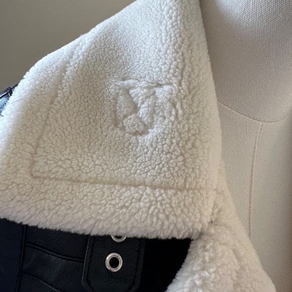 Stand Studio Cropped Black Lorelle Faux Shearling & Leather Jacket/ SMALL/*MINT - Picture 8 of 16